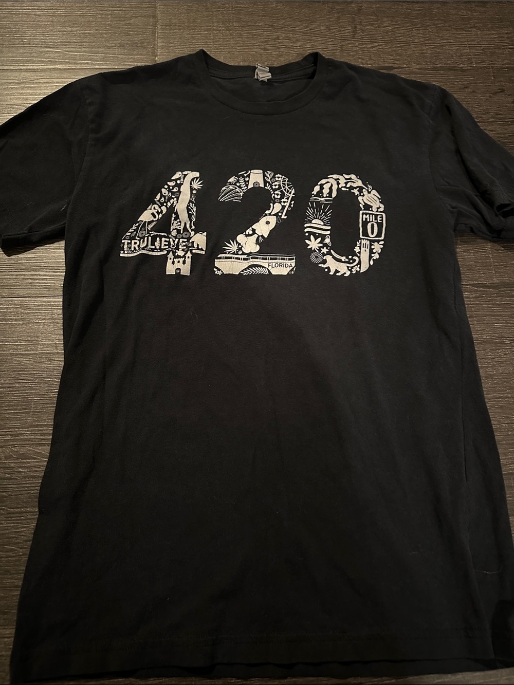 Trulieve Black 420 Graphic Short-Sleeve